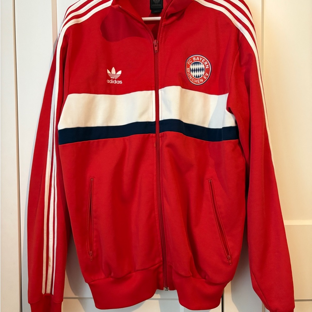 Adidas FC Bayern Munich EV jacket